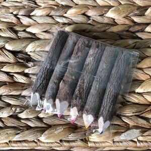 Natural wood color pencil set